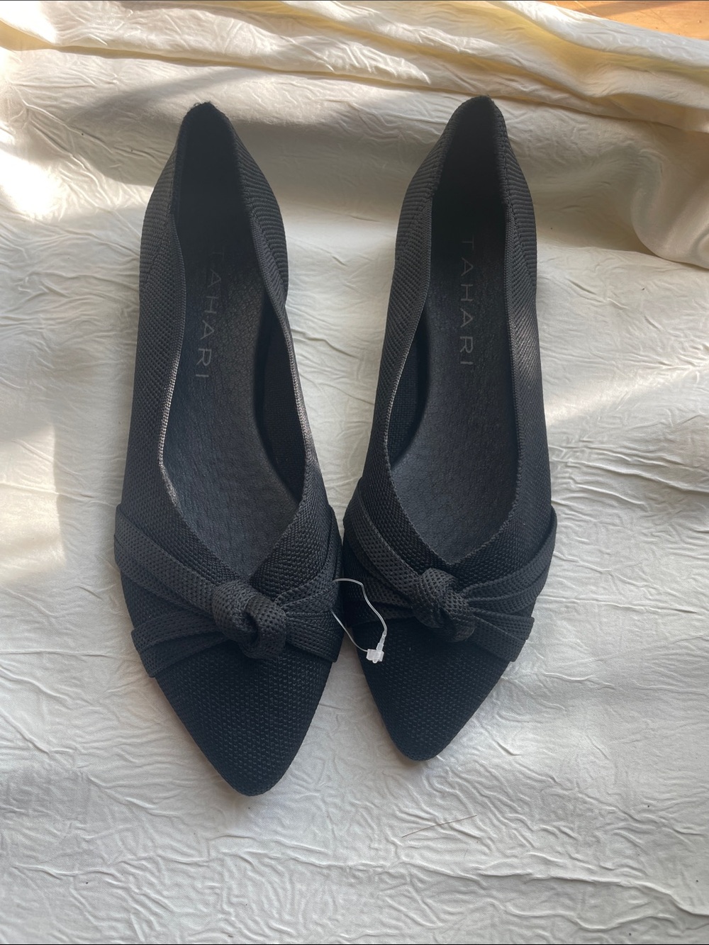 Tahari Black Pointed Knot Flats